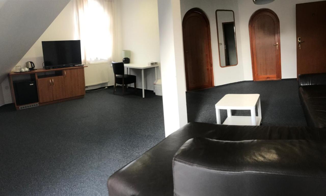 Rozmaryn Rooms & Apartments Rakovník Dış mekan fotoğraf