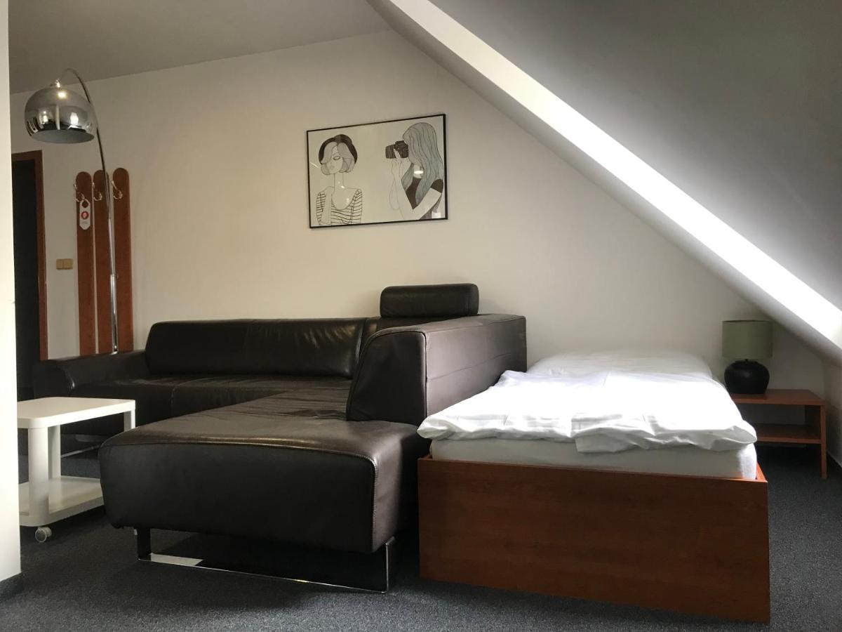 Rozmaryn Rooms & Apartments Rakovník Dış mekan fotoğraf